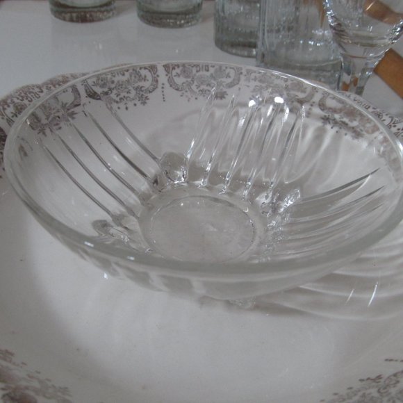 Plates, China, Bowls, Floral, Silver pattern - Picture 2 of 13